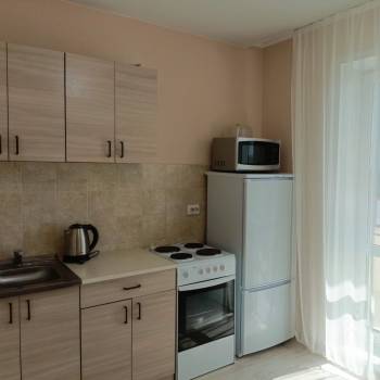 Сдается 1-комнатная квартира, 42 м²