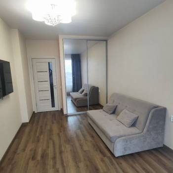 Сдается 1-комнатная квартира, 40 м²