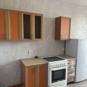 Сдается 1-комнатная квартира, 40 м²