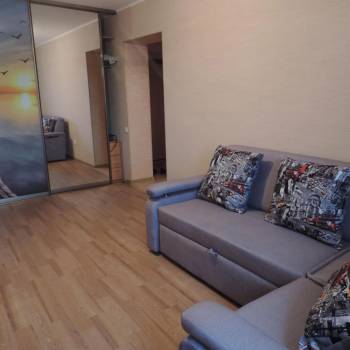 Сдается 1-комнатная квартира, 37 м²