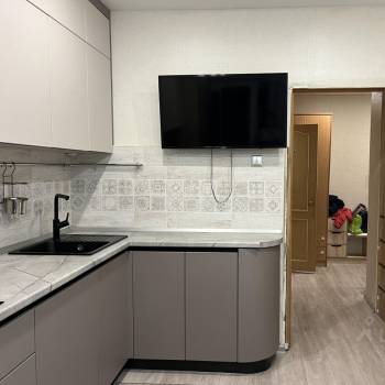 Сдается 1-комнатная квартира, 52 м²