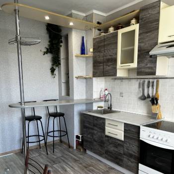 Сдается Многокомнатная квартира, 65 м²
