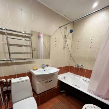 Сдается Многокомнатная квартира, 60 м²