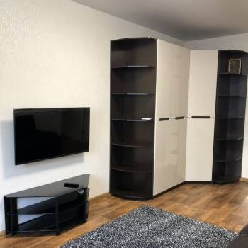 Сдается Многокомнатная квартира, 60 м²