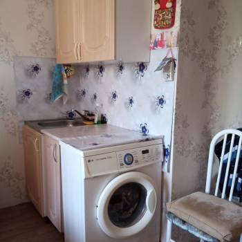 Продается 1-комнатная квартира, 12,7 м²