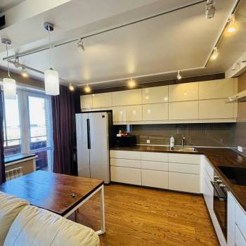 Продается 3-х комнатная квартира, 80 м²