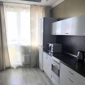 Сдается 1-комнатная квартира, 49 м²