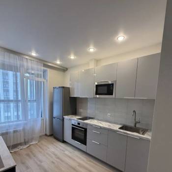 Сдается 1-комнатная квартира, 39 м²
