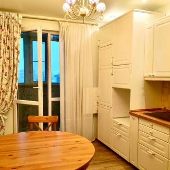 Сдается 1-комнатная квартира, 39 м²