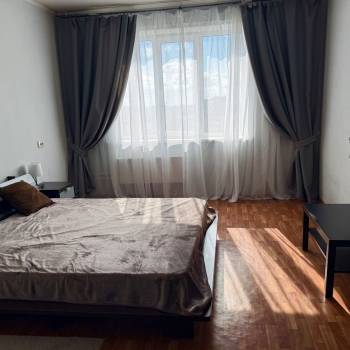 Сдается 1-комнатная квартира, 42 м²