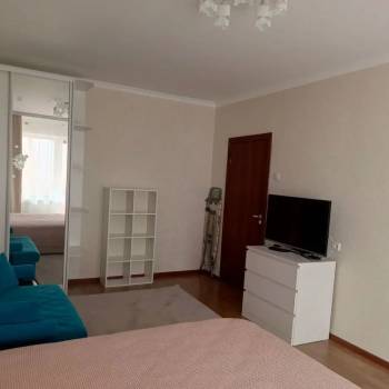 Сдается 2-х комнатная квартира, 55 м²