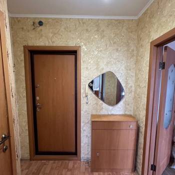 Продается 1-комнатная квартира, 37 м²