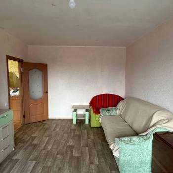 Продается 1-комнатная квартира, 37 м²