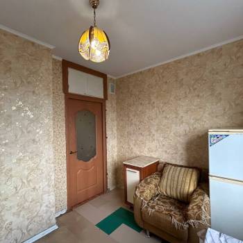 Продается 1-комнатная квартира, 37 м²