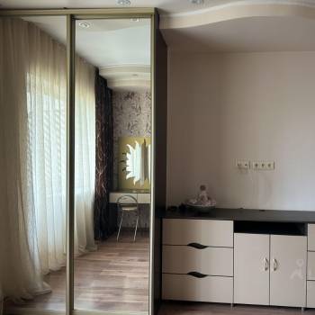 Сдается 2-х комнатная квартира, 60 м²