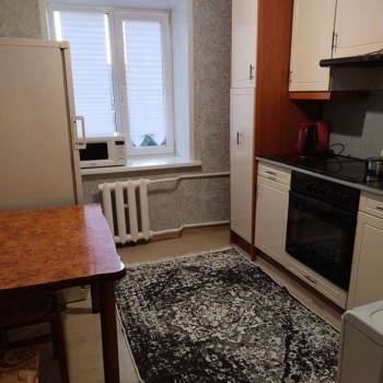 Сдается 1-комнатная квартира, 32 м²