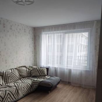 Сдается 1-комнатная квартира, 37 м²