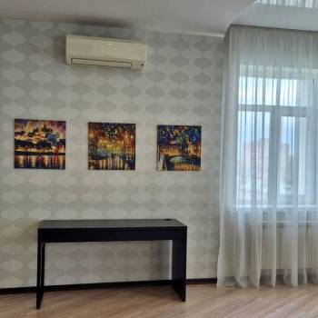 Сдается Многокомнатная квартира, 130 м²