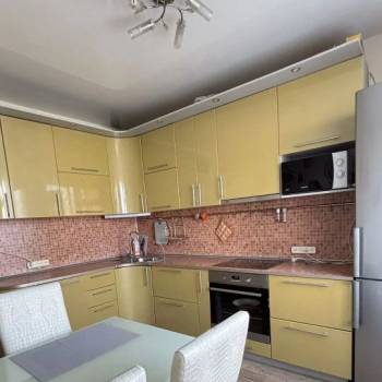 Сдается Многокомнатная квартира, 66 м²