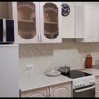 Сдается 1-комнатная квартира, 37 м²