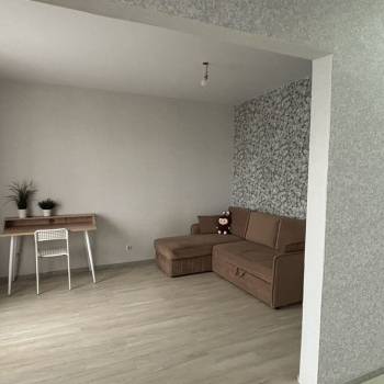 Сдается 1-комнатная квартира, 39 м²