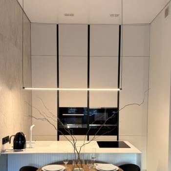 Продается 1-комнатная квартира, 50 м²