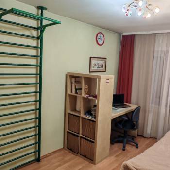 Продается Многокомнатная квартира, 99,5 м²