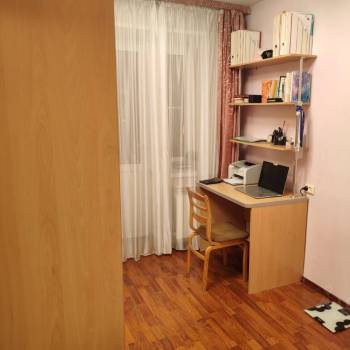 Продается Многокомнатная квартира, 99,5 м²
