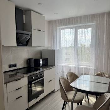 Сдается 2-х комнатная квартира, 55 м²