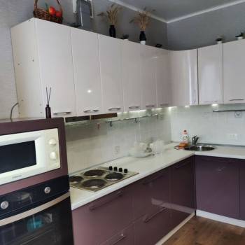 Продается 1-комнатная квартира, 42 м²