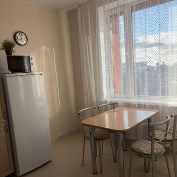 Сдается 1-комнатная квартира, 40 м²