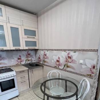 Сдается 2-х комнатная квартира, 56 м²