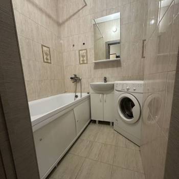 Сдается 2-х комнатная квартира, 60 м²