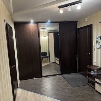 Сдается 2-х комнатная квартира, 65 м²
