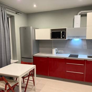 Сдается 1-комнатная квартира, 40 м²