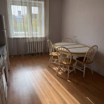 Сдается 1-комнатная квартира, 48 м²