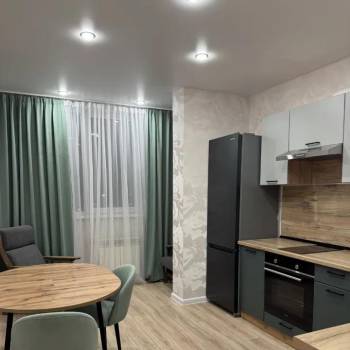 Сдается 1-комнатная квартира, 40 м²