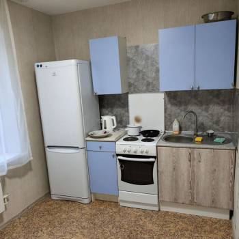 Сдается 1-комнатная квартира, 38 м²