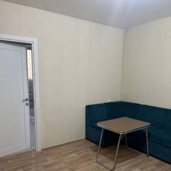 Сдается 1-комнатная квартира, 39 м²