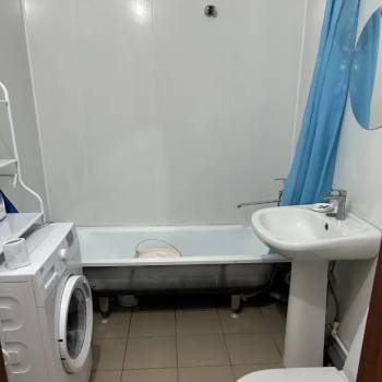 Сдается 1-комнатная квартира, 39 м²