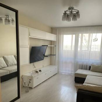 Сдается 1-комнатная квартира, 47 м²