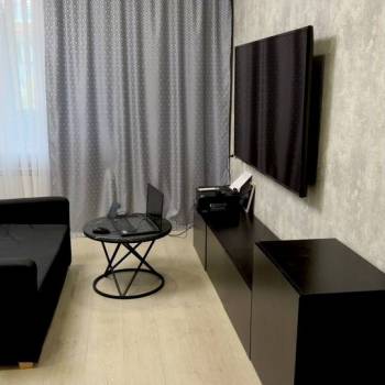Продается 1-комнатная квартира, 41 м²