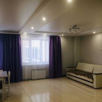 Сдается 2-х комнатная квартира, 73 м²