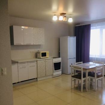 Сдается 2-х комнатная квартира, 73 м²
