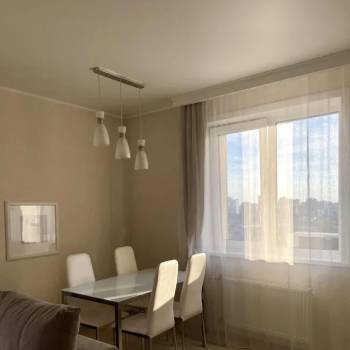 Сдается Многокомнатная квартира, 60 м²