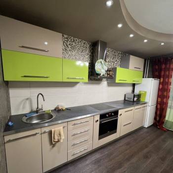 Сдается 1-комнатная квартира, 54 м²