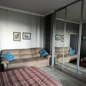 Сдается 2-х комнатная квартира, 92 м²