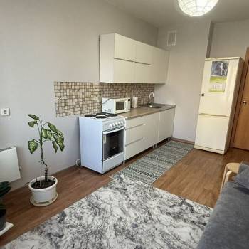 Сдается 1-комнатная квартира, 45 м²