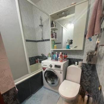 Продается 1-комнатная квартира, 35 м²