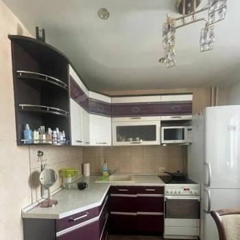 Продается 1-комнатная квартира, 35 м²